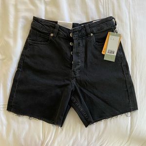 H&M 90s Cutoff High Waist Shorts